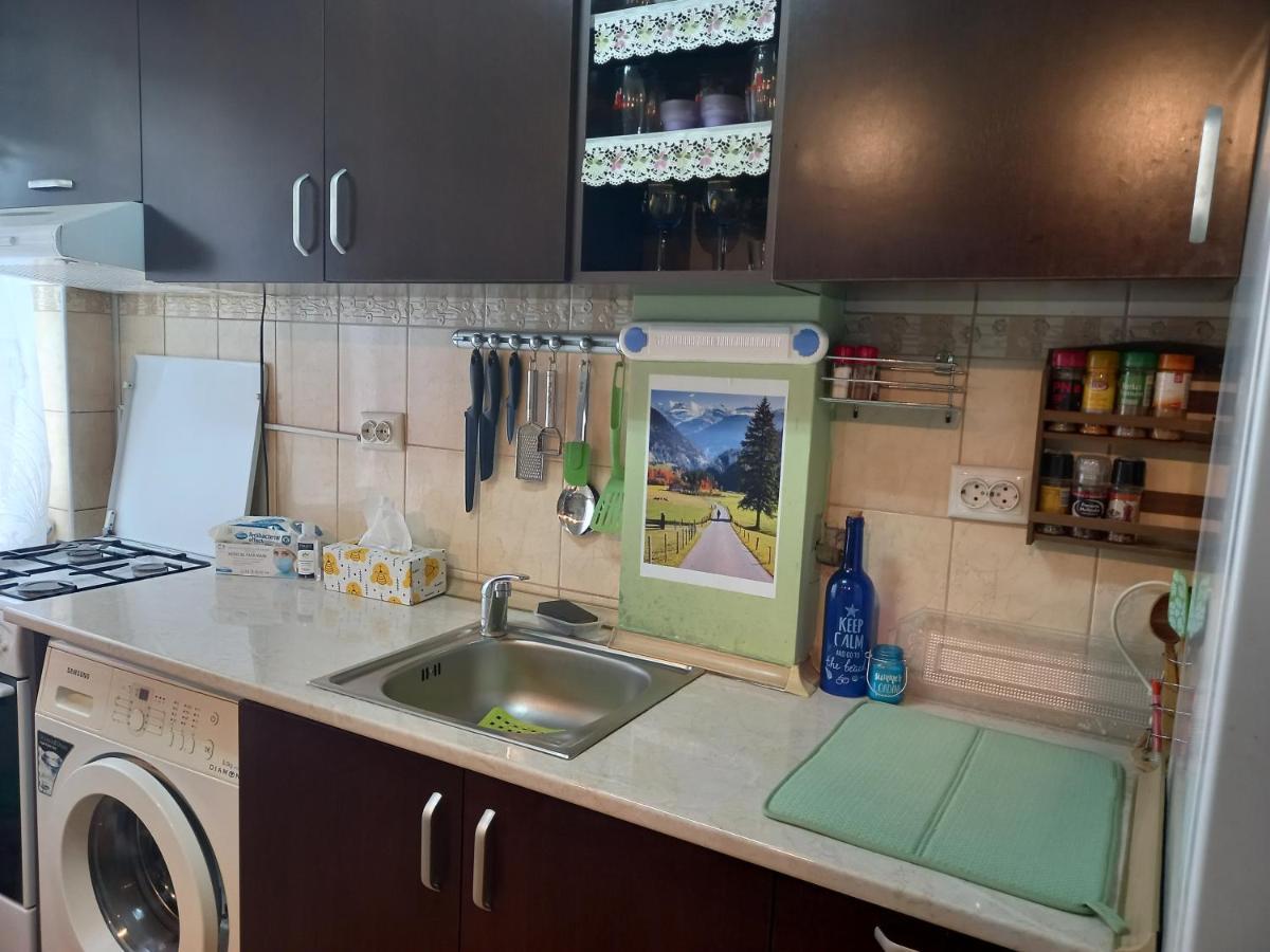 Blue Sky Apartment Плоешти Экстерьер фото