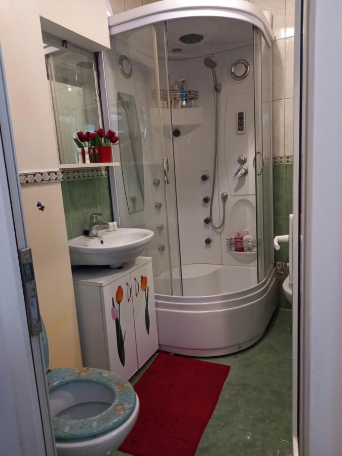 Blue Sky Apartment Плоешти Экстерьер фото