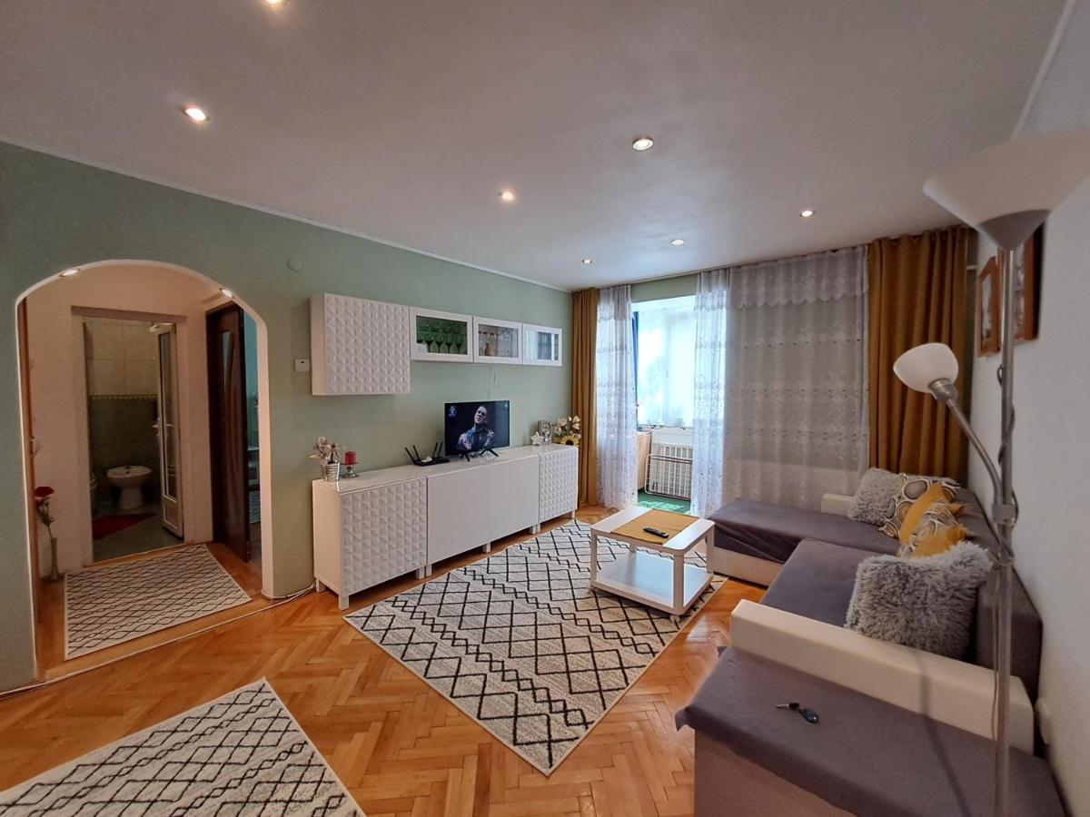 Blue Sky Apartment Плоешти Экстерьер фото